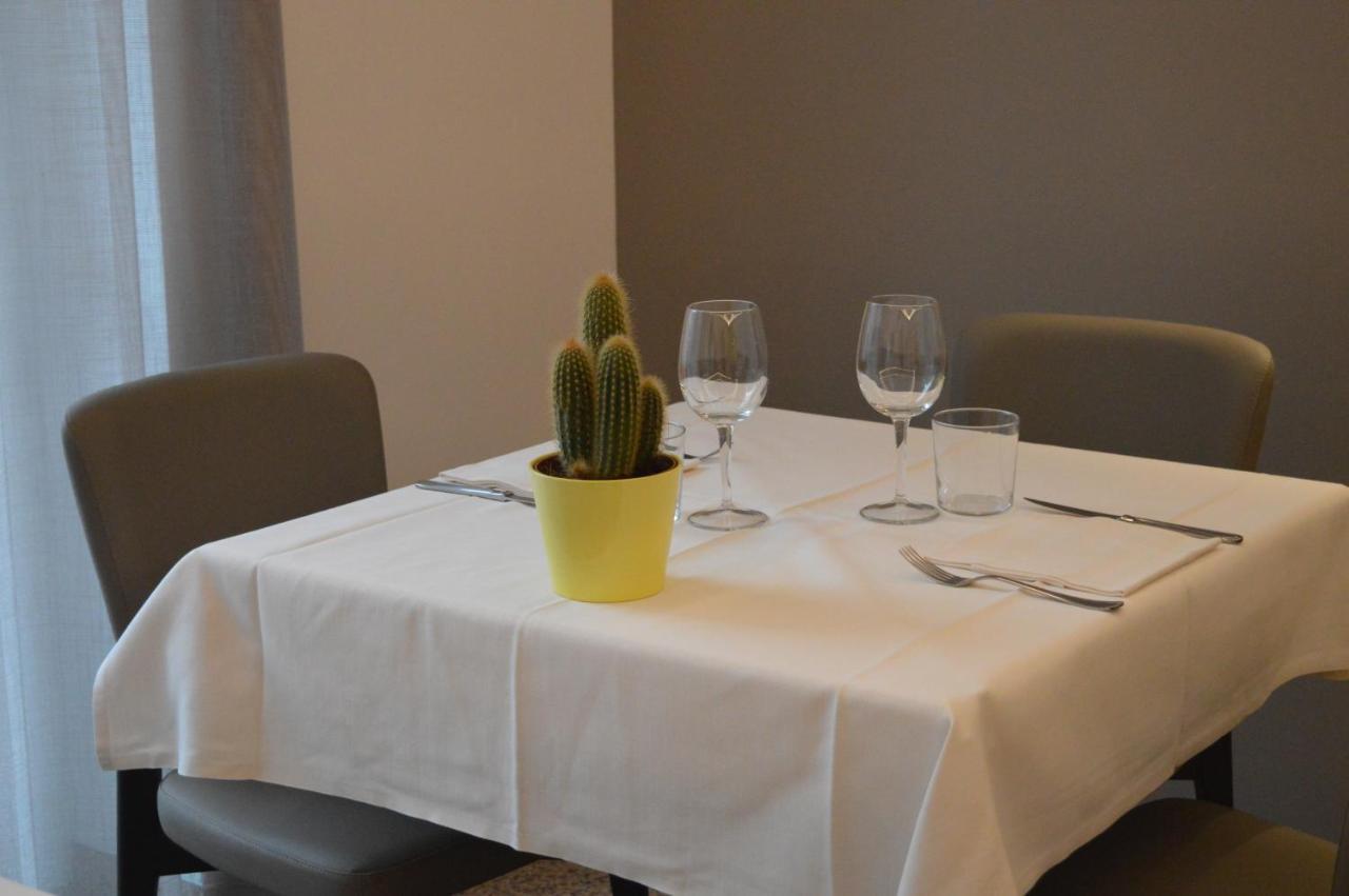 Albergo Ristorante Da Neni Мори Экстерьер фото