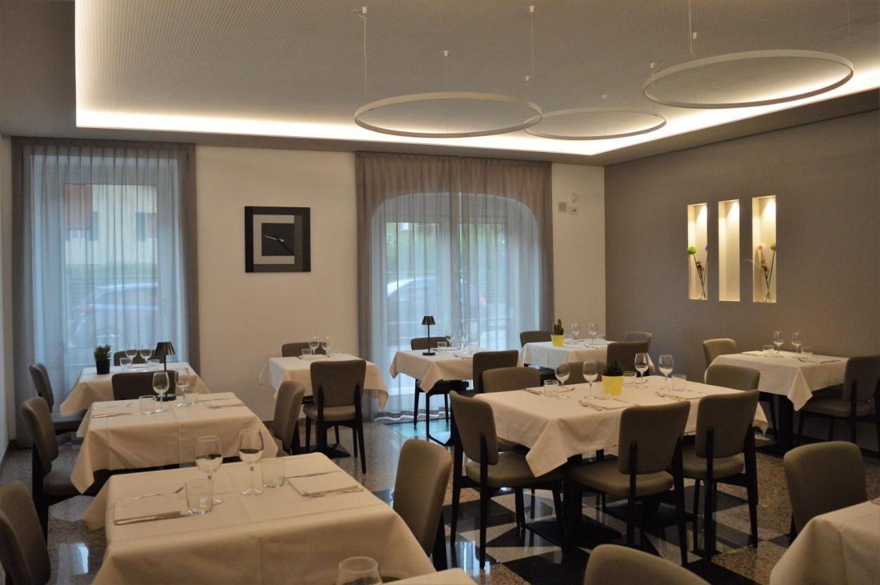 Albergo Ristorante Da Neni Мори Экстерьер фото