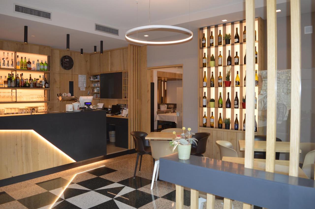 Albergo Ristorante Da Neni Мори Экстерьер фото