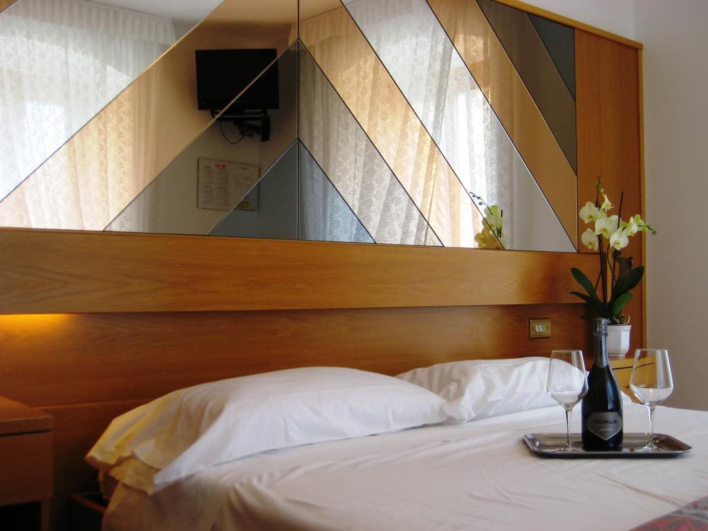 Albergo Ristorante Da Neni Мори Номер фото