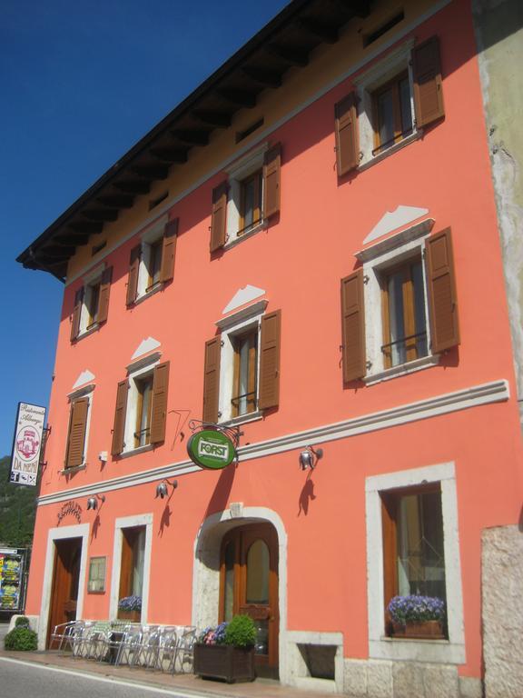 Albergo Ristorante Da Neni Мори Экстерьер фото