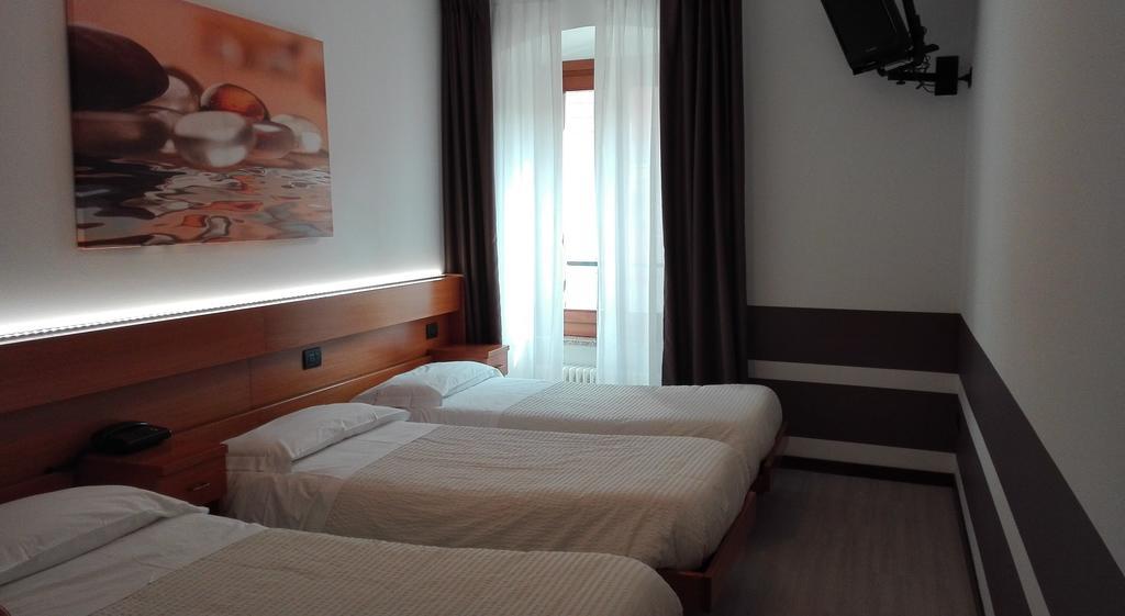 Albergo Ristorante Da Neni Мори Экстерьер фото